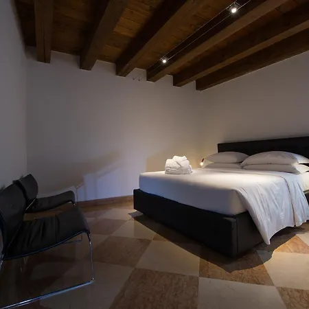 Filippini Flat Βερόνα
